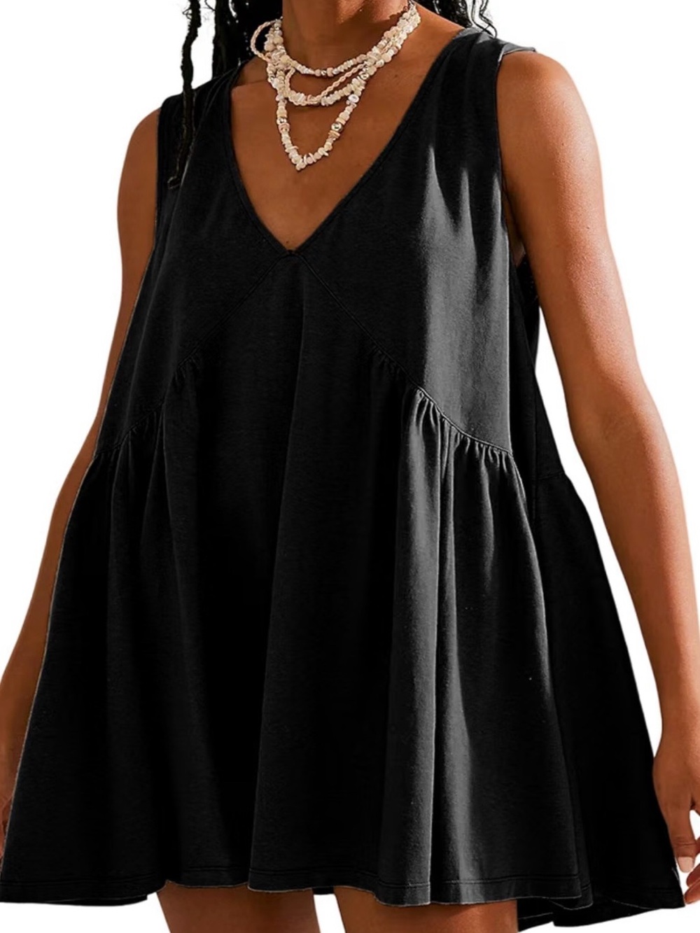 Tomosc• V-Neck Sleeveless Swing Top